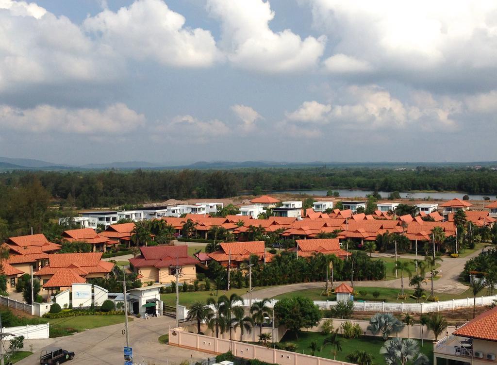Sea Breeze House Villa Mae Phim Phòng bức ảnh