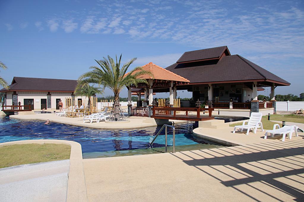 Sea Breeze House Villa Mae Phim Phòng bức ảnh