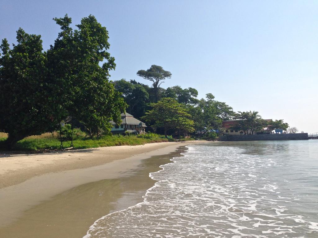 Sea Breeze House Villa Mae Phim Phòng bức ảnh